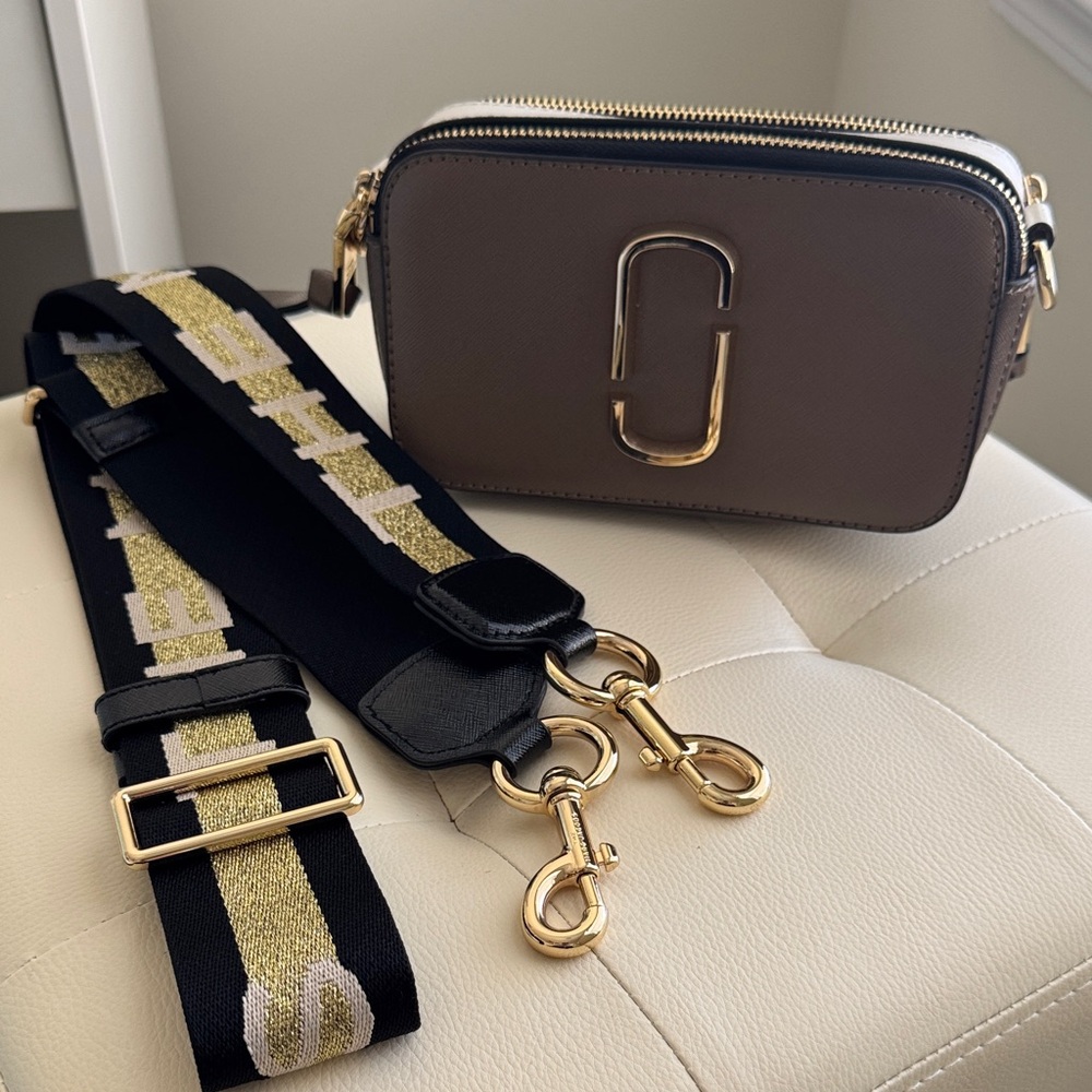 Marc Jacobs Taupe Leather Snapshot Camera Bag